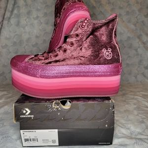 CONVERSE Miley Cyrus Platform Dark Burgundy sz. 8